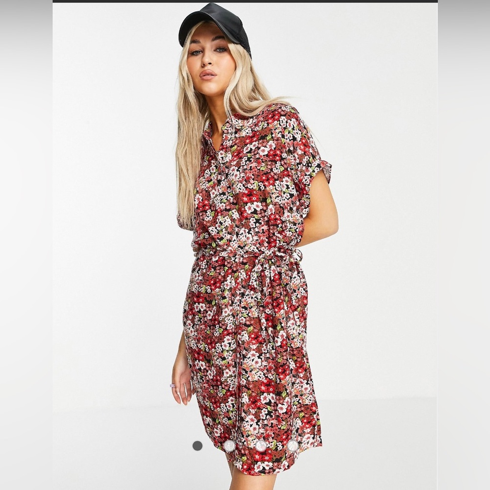 90s inspired shirt dress with matching belt.